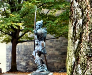 Robin Hood. Grandes herramientas comerciales para pequeños operadores del mercado.